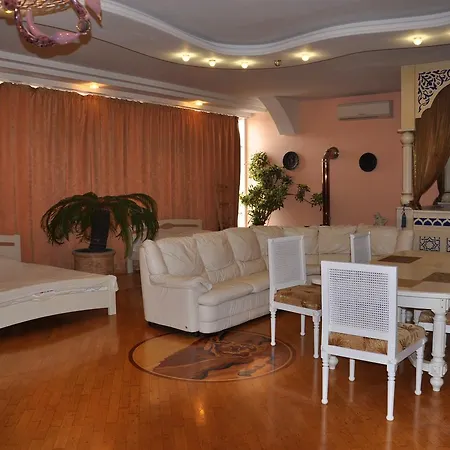 Arcadia Palace With Sea View *