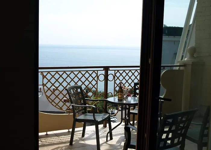 Arcadia Palace With Sea View